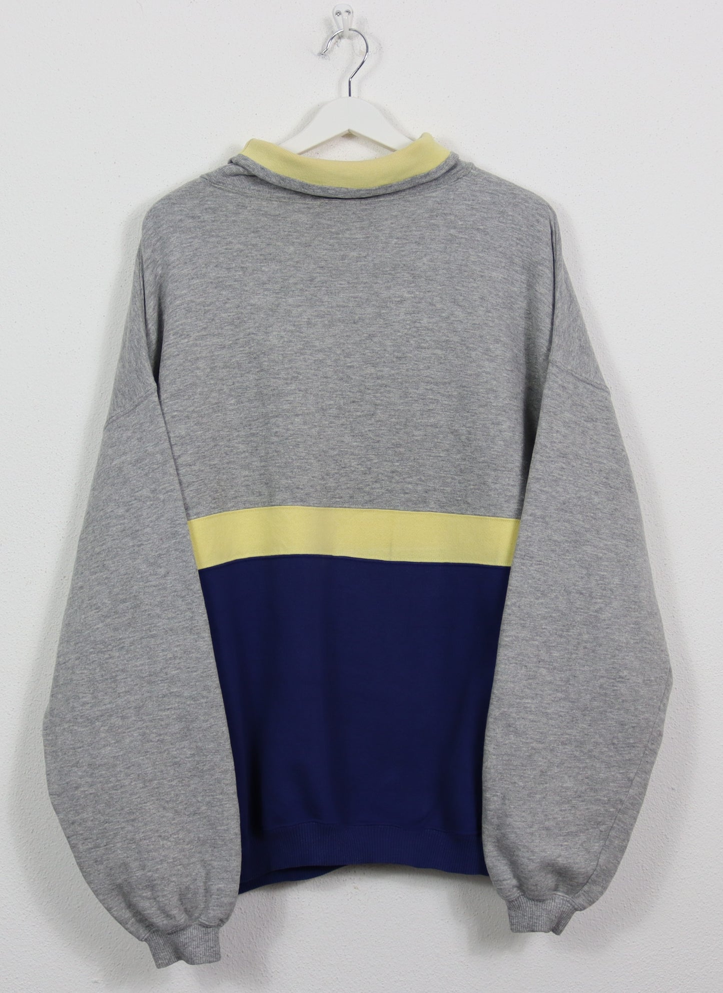 VINTAGE LACOSTE SWEATER XL